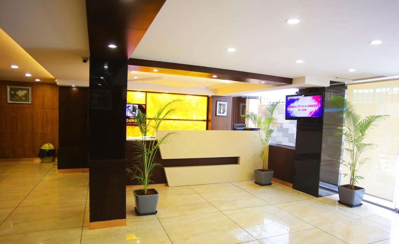The Lounge Business Hotel Bangalore Bagian luar foto