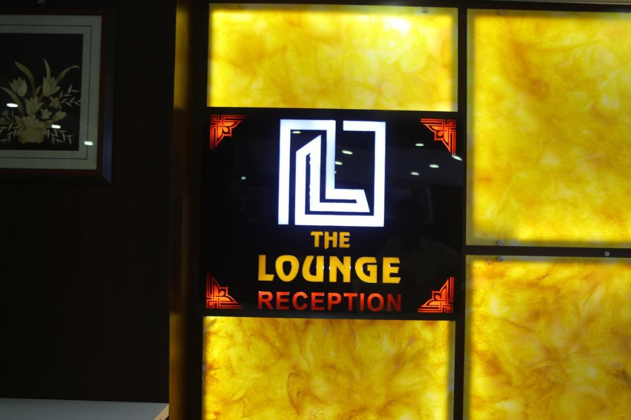 The Lounge Business Hotel Bangalore Bagian luar foto